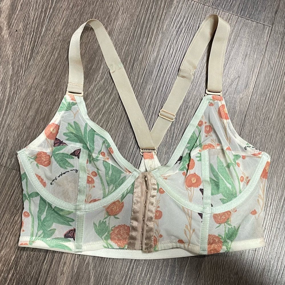 🌹*RARE* 🌹H&M Rose Print Mesh Bralette - US10 (M)